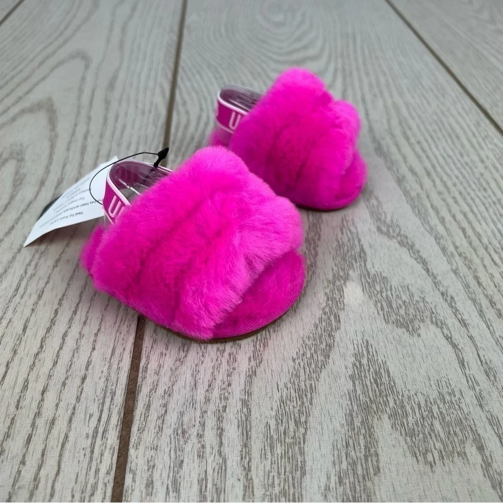 UGG Infant Fluff Yeah Furry Fuzzy Sandals 0/1 XS 0-6 months Pink $55 Baby Sized